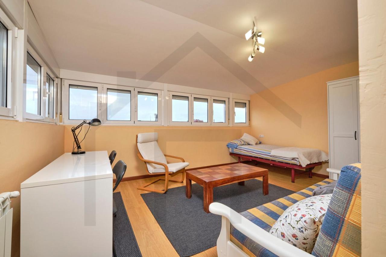 Espectacular Atico A Un Paso Del Centro De Gijon Bed & Breakfast Eksteriør bilde